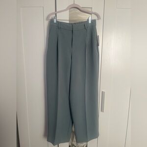 Women’s Trousers